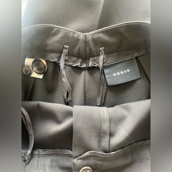 AKRIS tapered black slacks size 12 - Picture 3 of 8